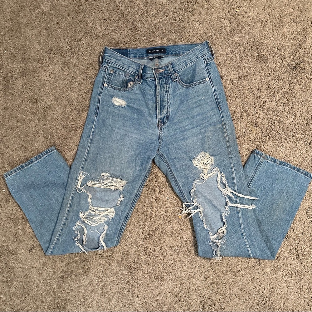 Aeropostale light wash ripped 90s baggy jeans